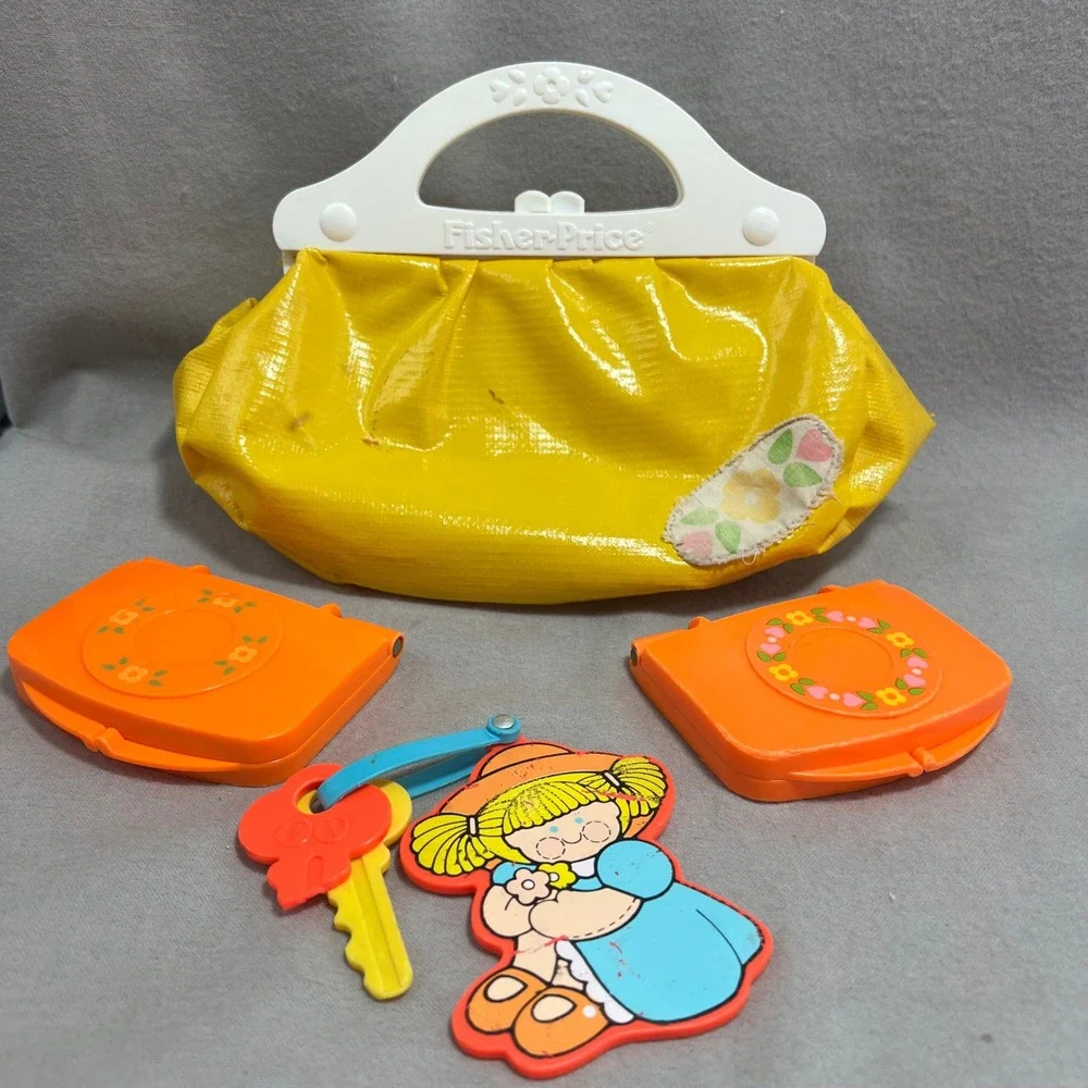 Fisher Price My Pretty Purse #128 Yellow Vintage 1982 Pretend Play Toy Retro